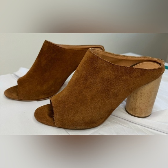 Urban Outfitters Women’s Brown Suede Open Toe Wooden Heel Mules Shoes Size 8 - Picture 2 of 10